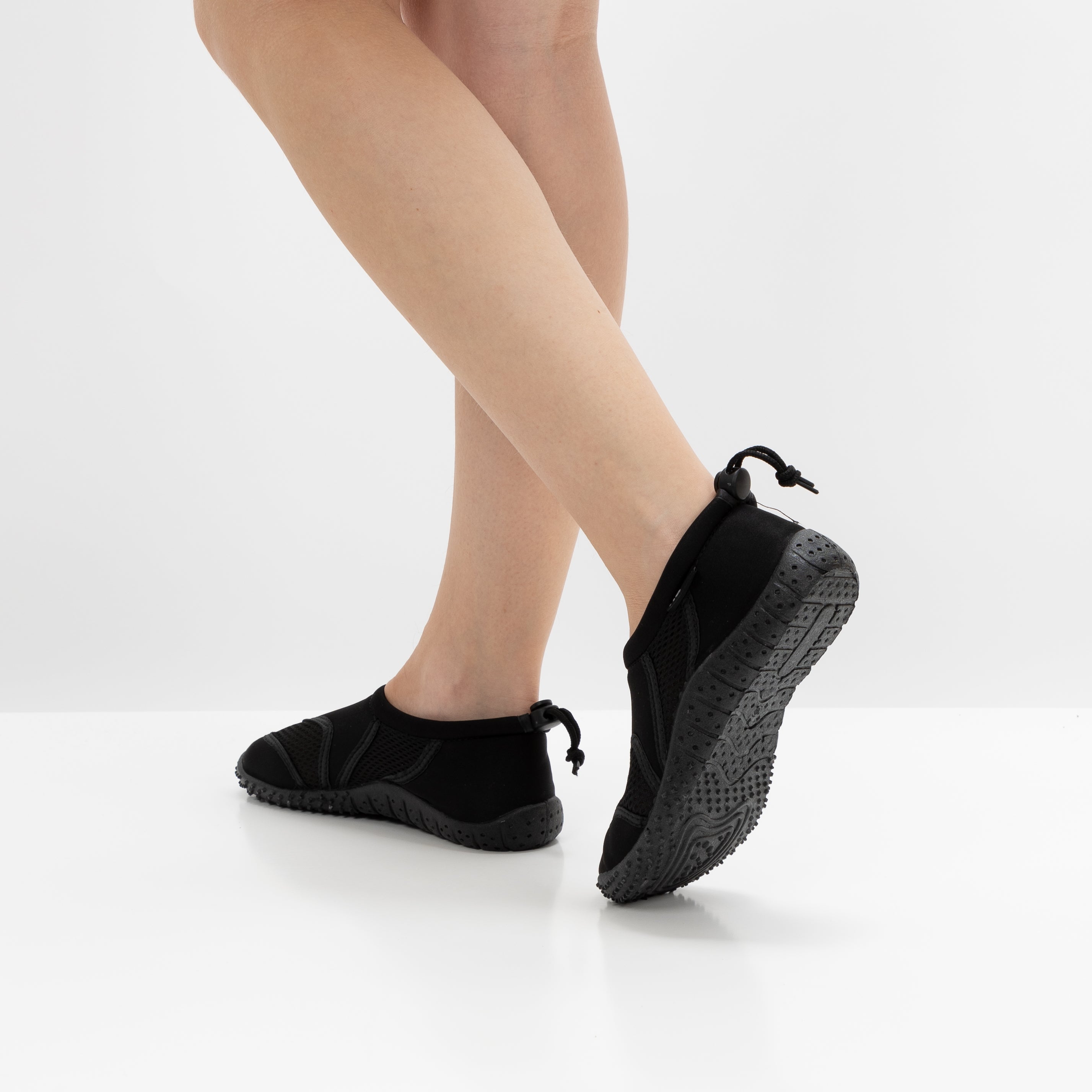 Calzado acuático antideslizante y ajustable para adulto