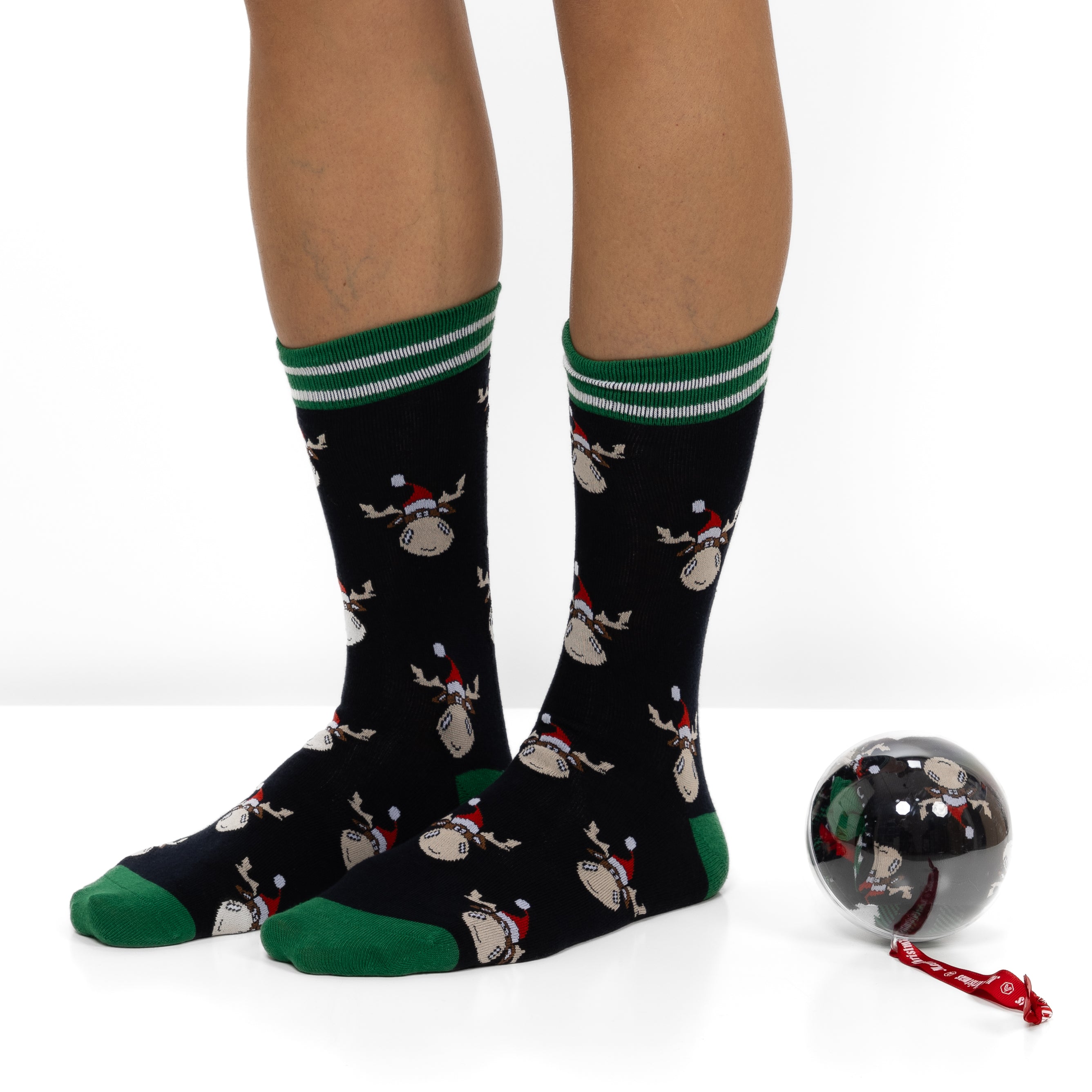Bola de Navidad con 2 pares de Calcetines para Hombre