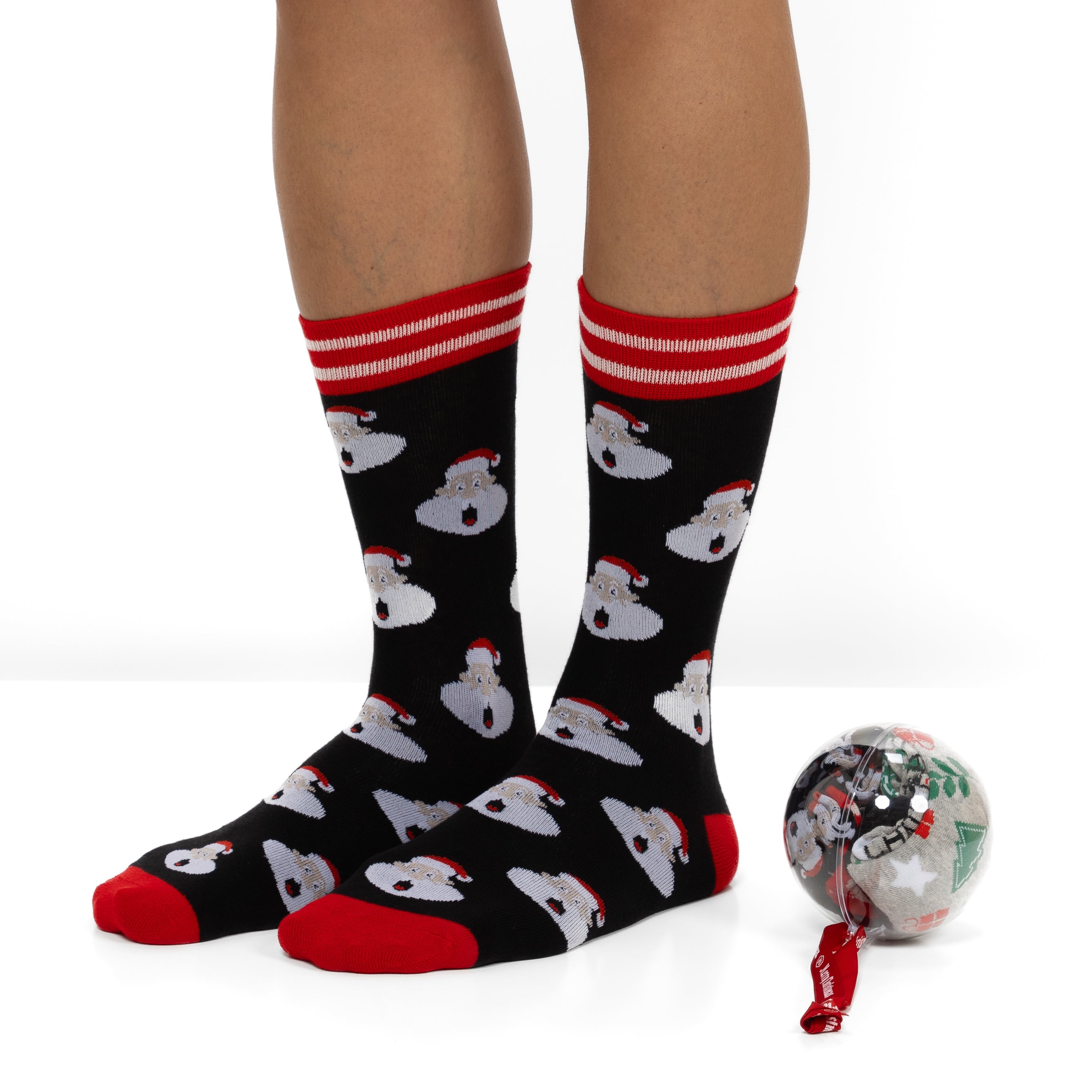 Bola de Navidad con 2 pares de Calcetines para Hombre