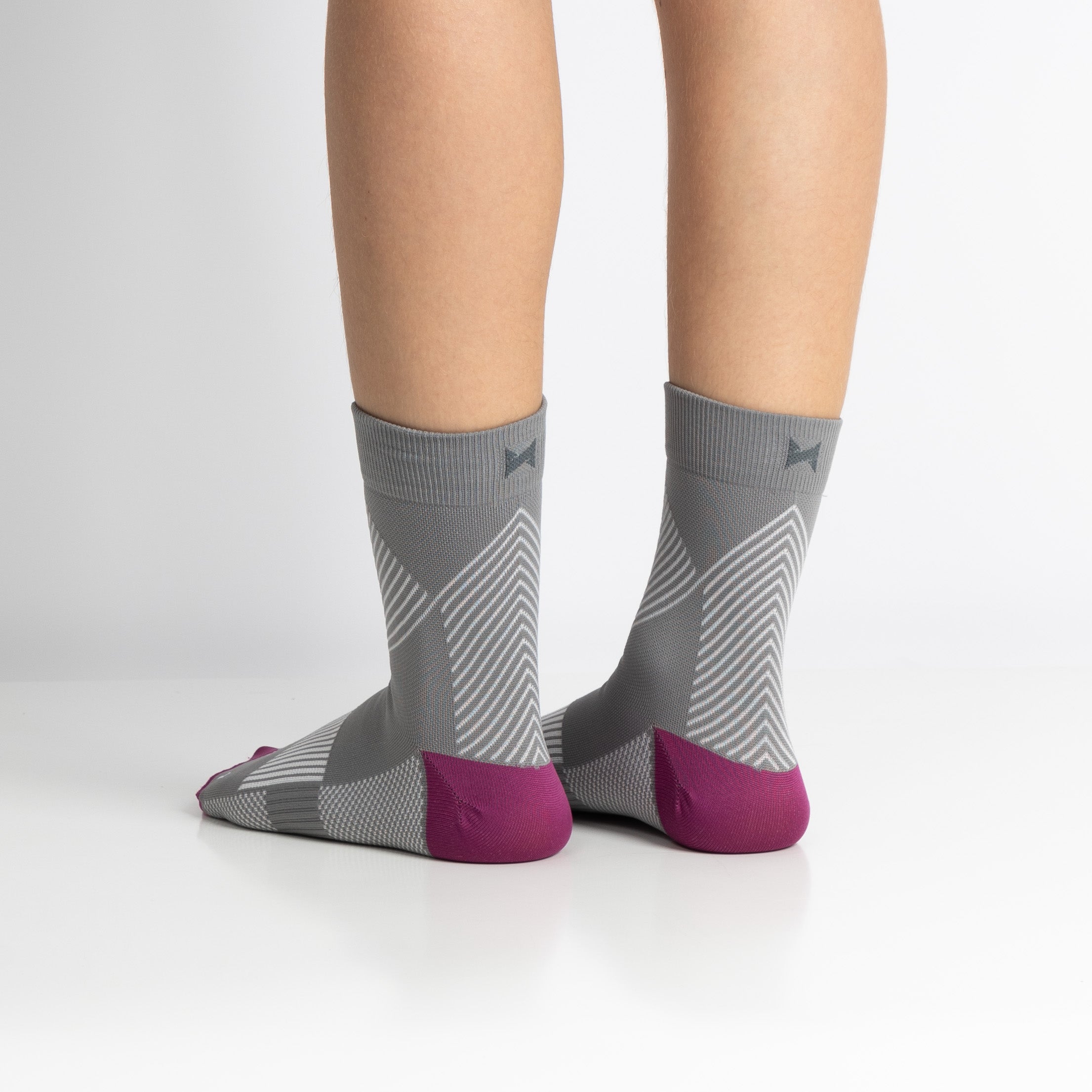 https://ameias.pt/products/pack-2-pares-meias-multi-sport-antitranspirantes-unisexo-branco