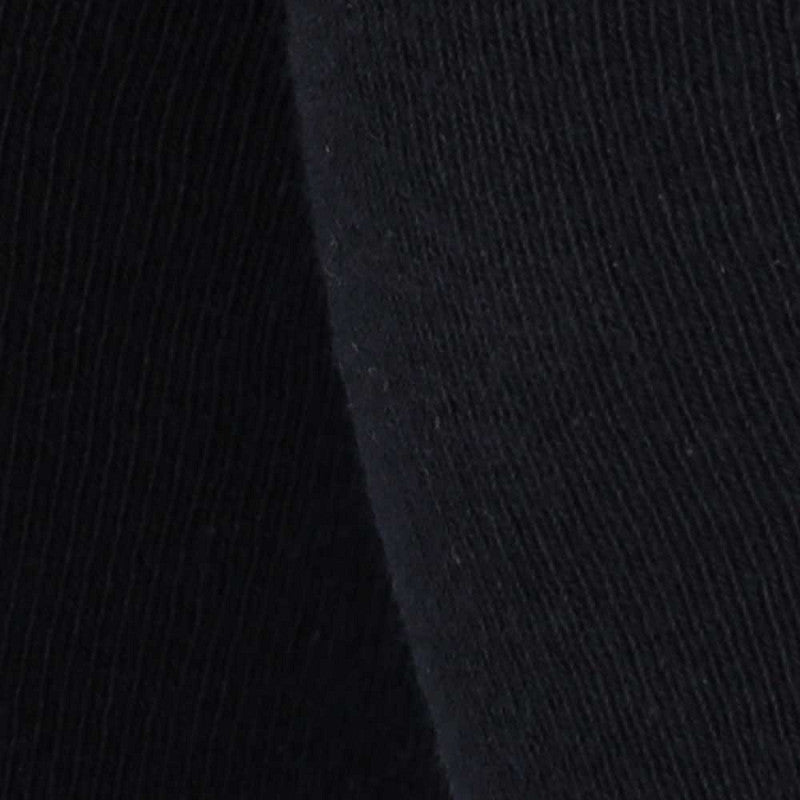 Collants com ajuste confortável com cós que não aperta, tecido macio e respirável. Uma base versátil e prática para qualquer look do dia a dia do seu bebé.