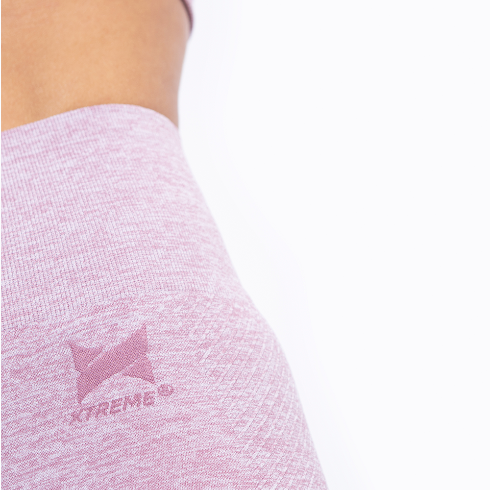 Leggings de desporto para mulher na cor rosa. Roupa de desporto para ginásio, fitness, corrida, yoga ou pilates.