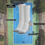 Meias para ténis e padel, com tecnologia coolmax e amortecimento na sola. Perfeito para treinos ou competições.