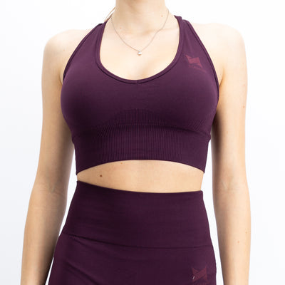 Top de desporto, na cor bordô, para mulher. Top com bom suporte no peito.
Perfeito para atividades de alto desempenho.